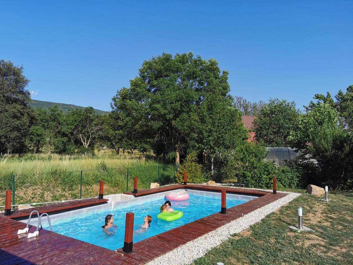 Holiday Home Melani Sinac Ngoại thất bức ảnh